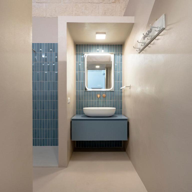 Mirabel in the city center - Appartamento Deluxe con 2 Camere da Letto e Balcone - 11