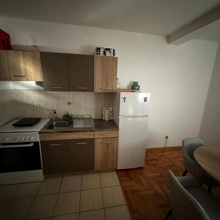 Stan na dan - One-Bedroom Apartment - 1