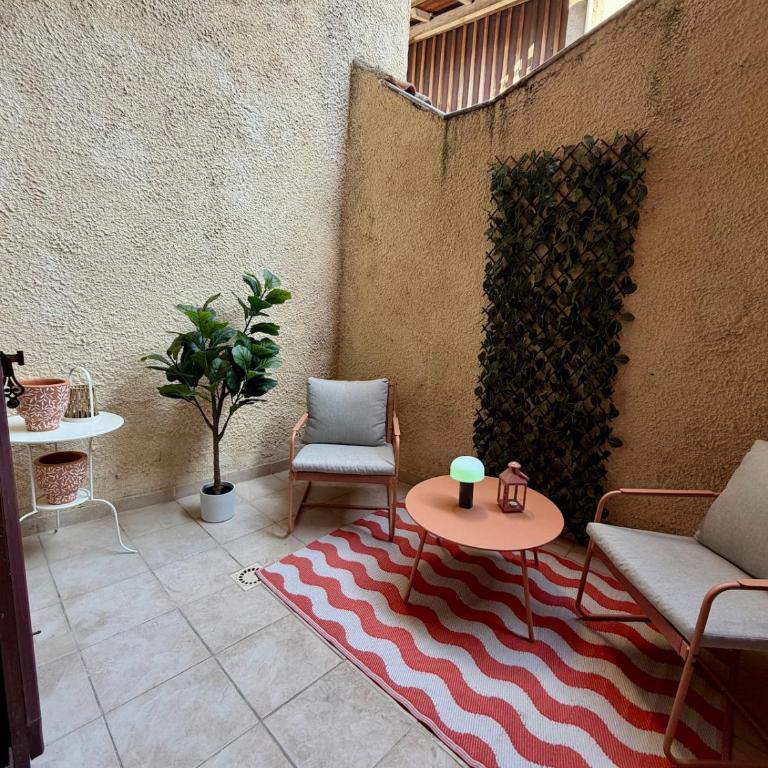Le Patio Secret I Vieux Cahors - Studio avec Canapé-Lit - 6