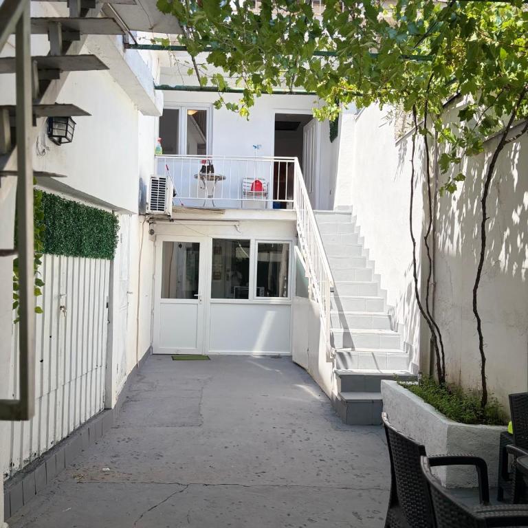 Best for Walkers and Motorcyclists 30 Seconds to the Old Bridge - Appartement 1 Chambre - 17