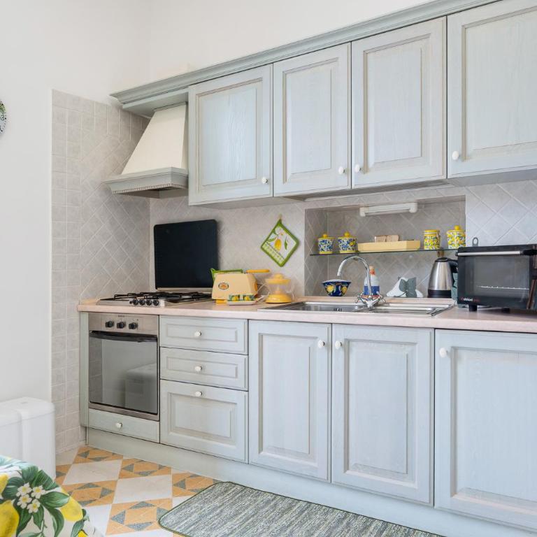 Casa Amore Italia - Appartamento con 2 Camere da Letto - 11