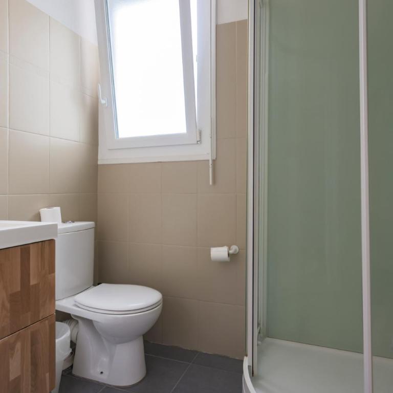 Hôtel La Baïne - Chambre Double avec Balcon - 5
