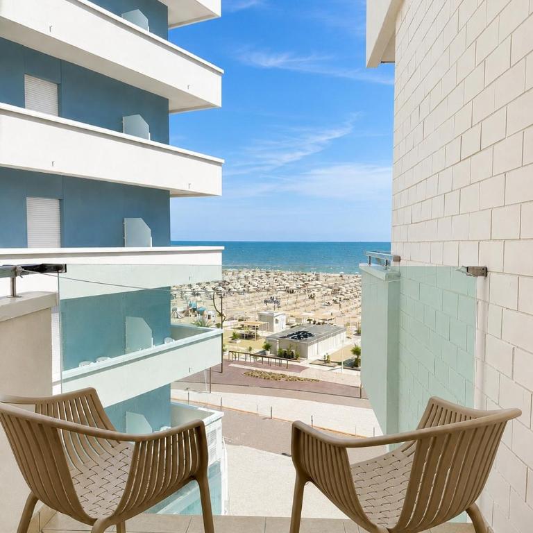 Hotel Regina Fronte Mare - Camera Matrimoniale con Vista Mare - 1