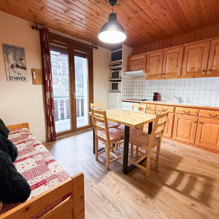 Les Balcons de St So Appartement 3 - Studio - Vue sur Montagne - 1