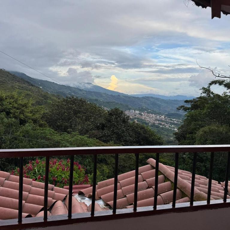 Finca Camino al Charco del Amor - Four-Bedroom Vacation Home - 22