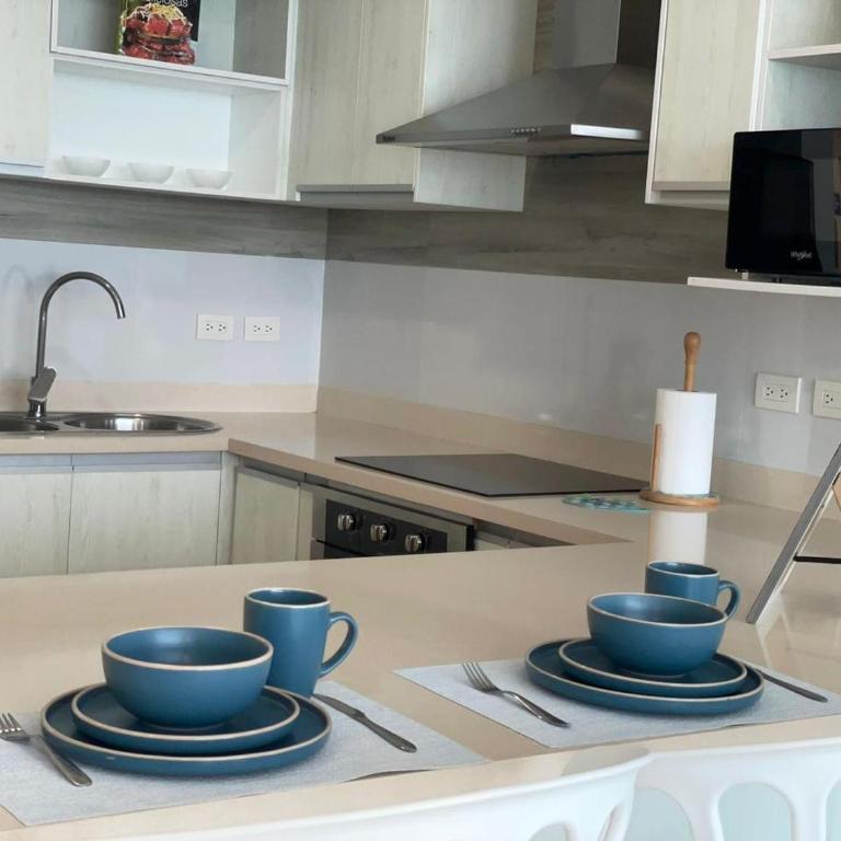 Grand Diamond Beach - Luxury Oceanfront Suite - Deluxe Suite - 4