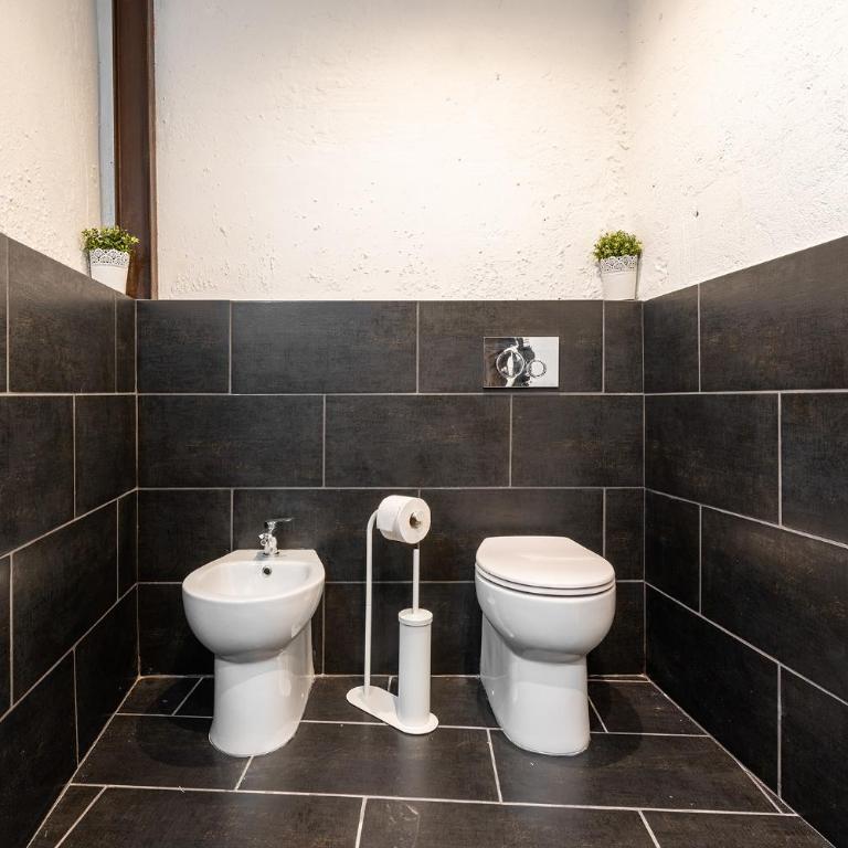 Palabanda Loft - Historic Loft in Cagliari - One-Bedroom Apartment - 11