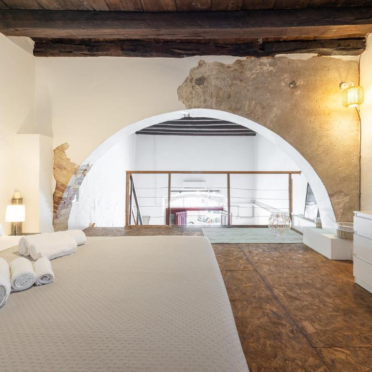 Palabanda Loft - Historic Loft in Cagliari - One-Bedroom Apartment - 2