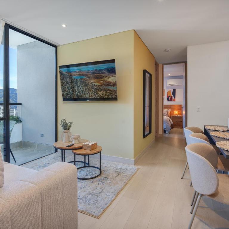 Grand by iHost - Two-Bedroom Deluxe Apartment with Balcony - 7