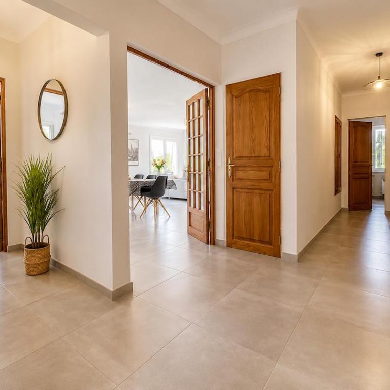 Haut de Villa Bianca - Spacious - Quiet - Villa 3 Chambres - 4