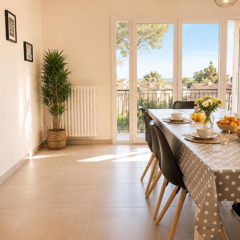 Haut de Villa Bianca - Spacious - Quiet - Villa 3 Chambres - 9