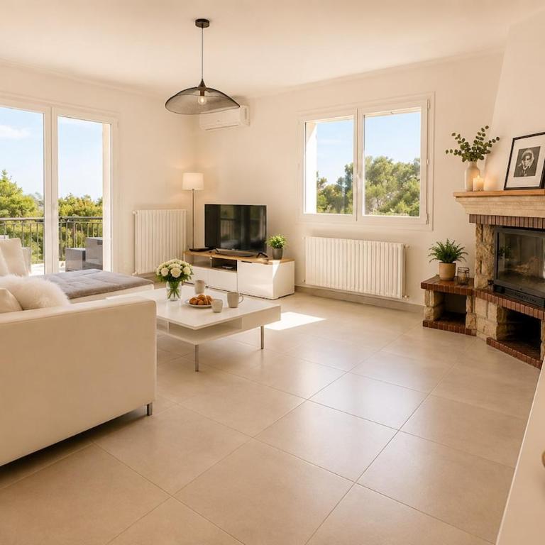 Haut de Villa Bianca - Spacious - Quiet - Villa 3 Chambres - 17