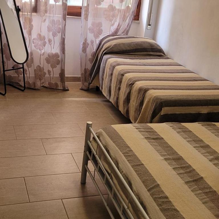Gigì rooms - Camera Tripla con Bagno Privato - 1