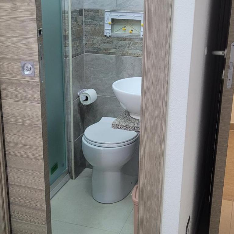Gigì rooms - Camera Matrimoniale con Bagno Privato - 2