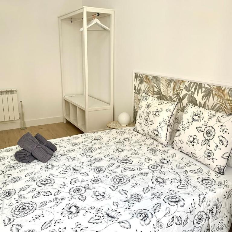 Spacious, newly renovated apartment next to Gran Vía - Apartment - 6