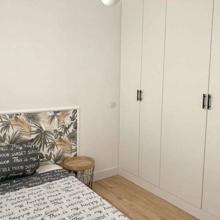 Spacious, newly renovated apartment next to Gran Vía - Apartment - 16