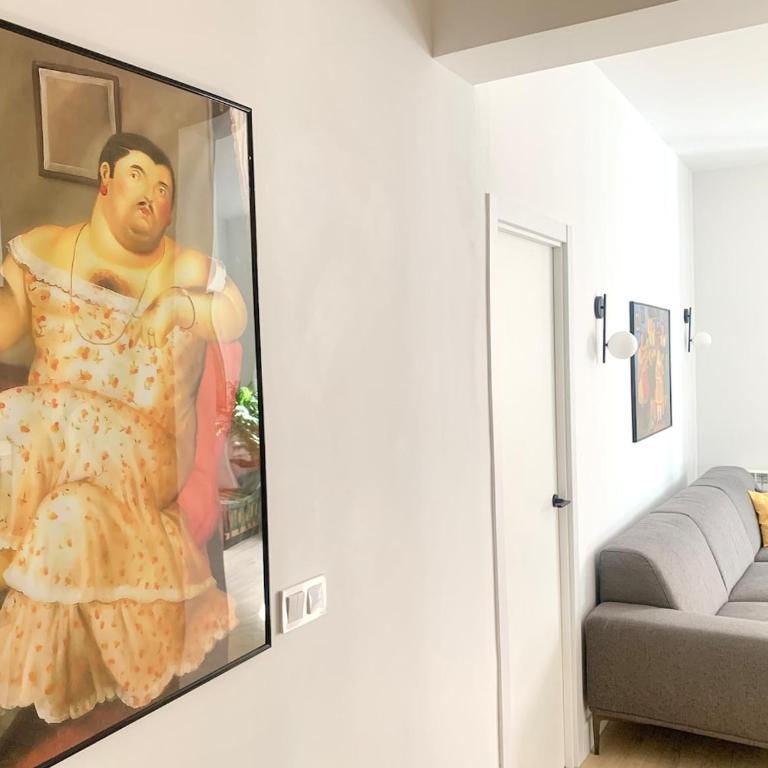 Spacious, newly renovated apartment next to Gran Vía - Apartment - 26
