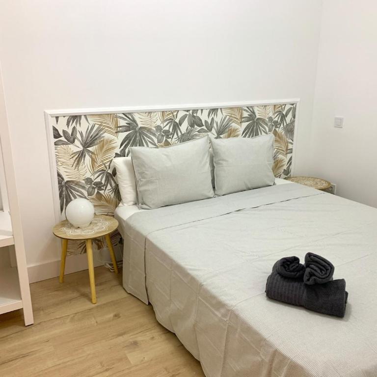 Spacious, newly renovated apartment next to Gran Vía - Apartment - 36