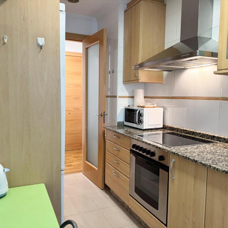 Apt 2 habs en Centro Comercial Gran Via - Apartment - 19
