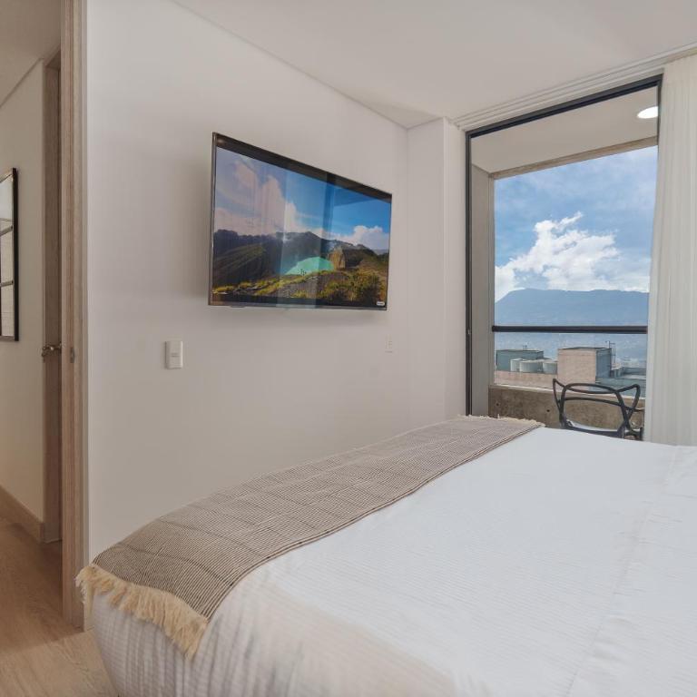 Grand by iHost - Two-Bedroom Deluxe Apartment with Balcony - 2