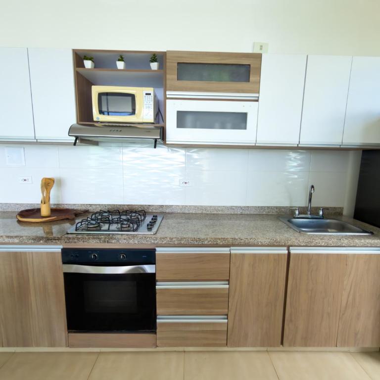 Magico Apartamento Frente al Mar 3 Habitaciones TR61 - Three-Bedroom Apartment - 45