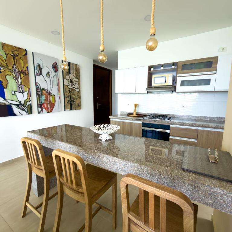 Magico Apartamento Frente al Mar 3 Habitaciones TR61 - Three-Bedroom Apartment - 42