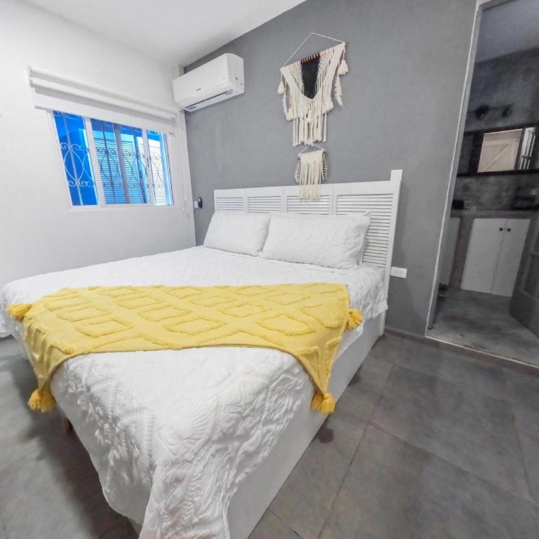Luxury 6-Bed 6-Bath- An Entire Private Villa w-plung pool-5th Ave & Beach at walking distance - Villa mit privatem Pool - 2