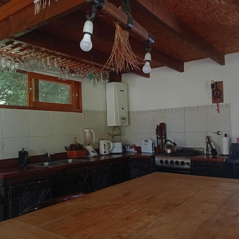 Hermosa casa en Valeria del Mar con parque y pileta - Three-Bedroom Home - 44