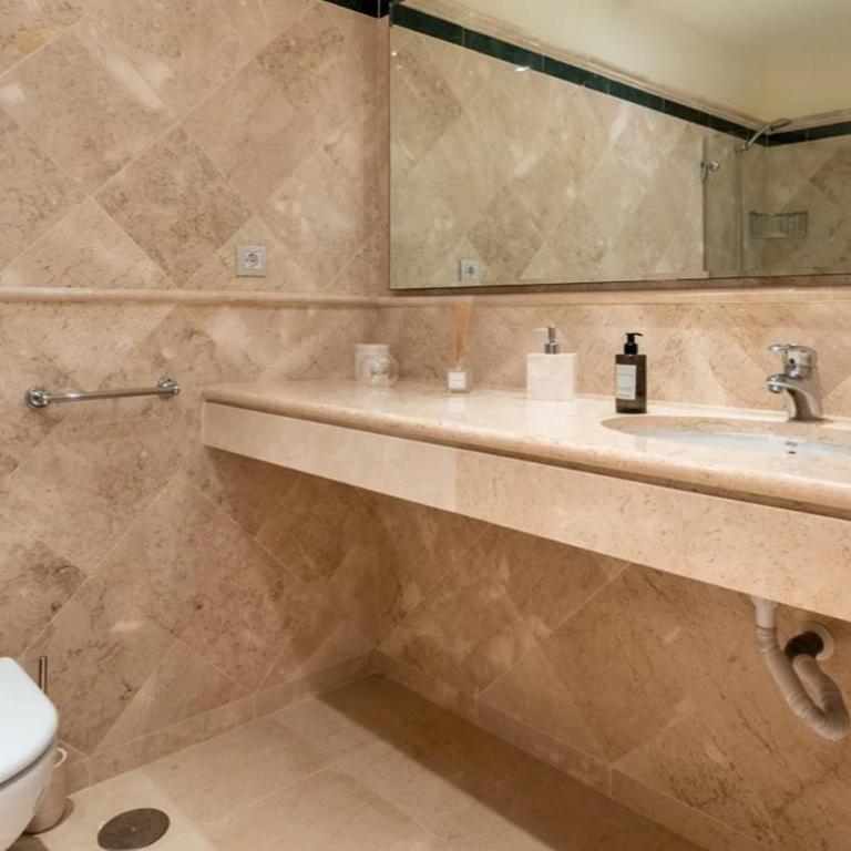 Serna alojamiento cerca a playa - Apartamento Deluxe de 3 dormitorios - 6