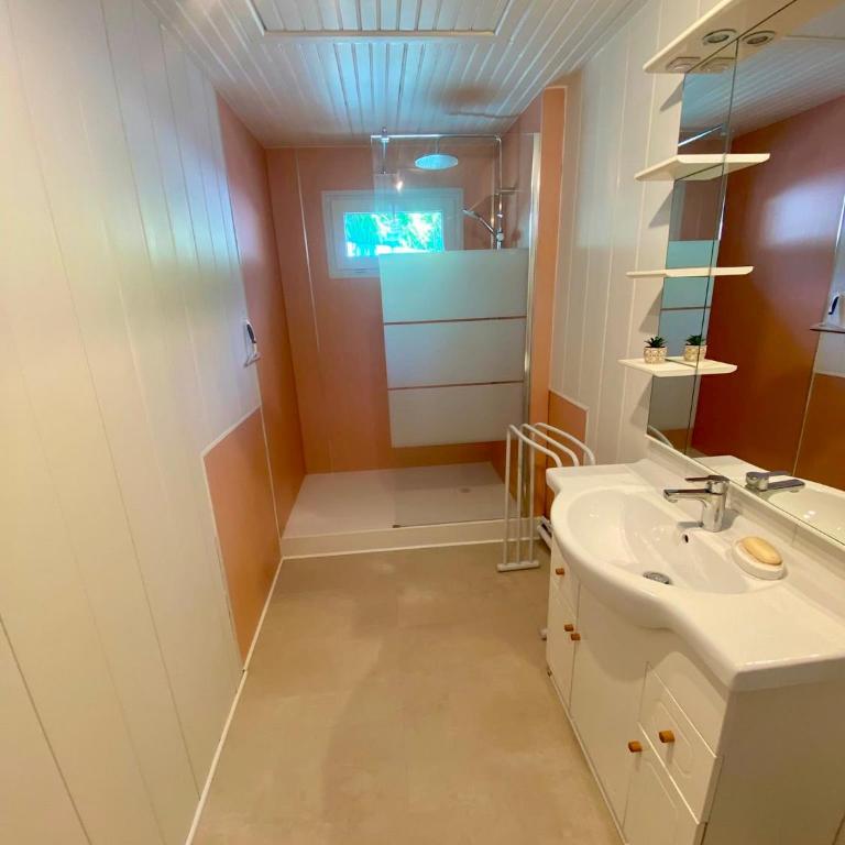 Au Baou - Charmante Maison au cœur de La Teste de Buch - 5 min à pied du fameux marché, du port et de la gare - Maison 1 Chambre - 19