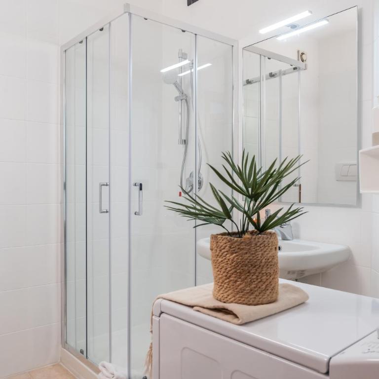 CasaRezia appartament in Como near the center with free parking - Lake Como - Apartamento de 2 dormitorios - 8
