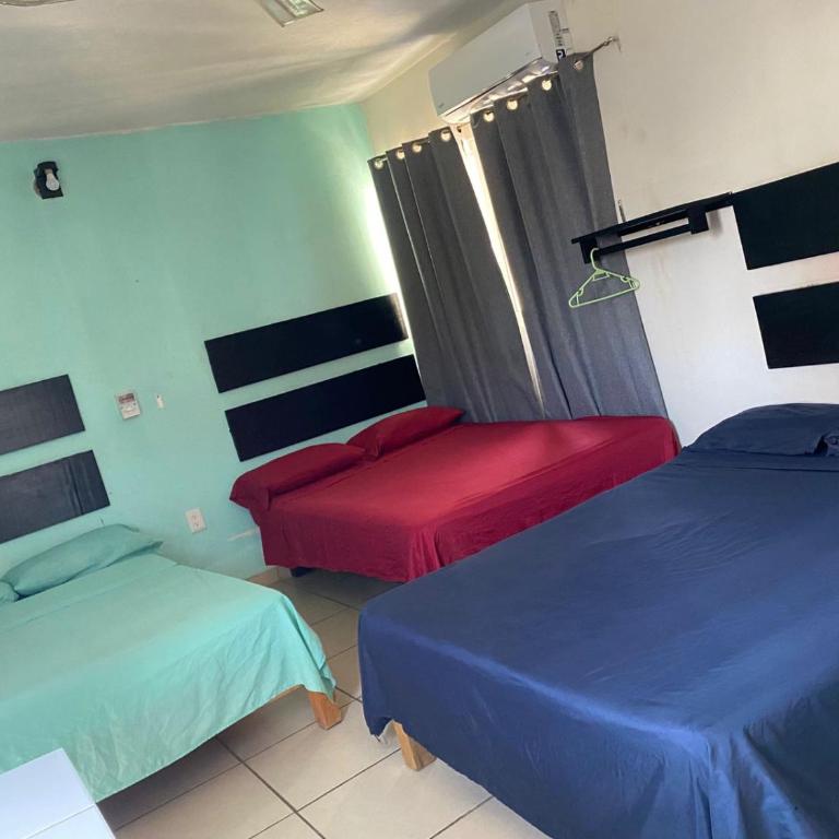 Hotel Bora Bora Acapulco - Family Room - 1