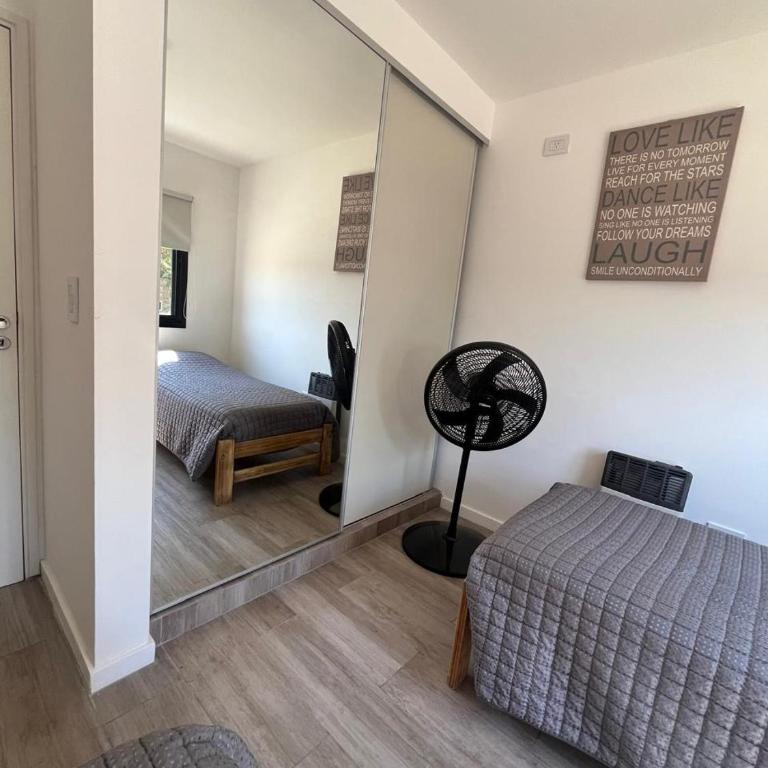 Casa con Pileta, Parrilla y Jardín en Rosario, Funes, Santa Fe - Casa - 17