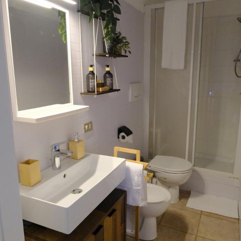 Hello Como - accogliente attico nel cuore di Como - One-Bedroom Apartment - 9