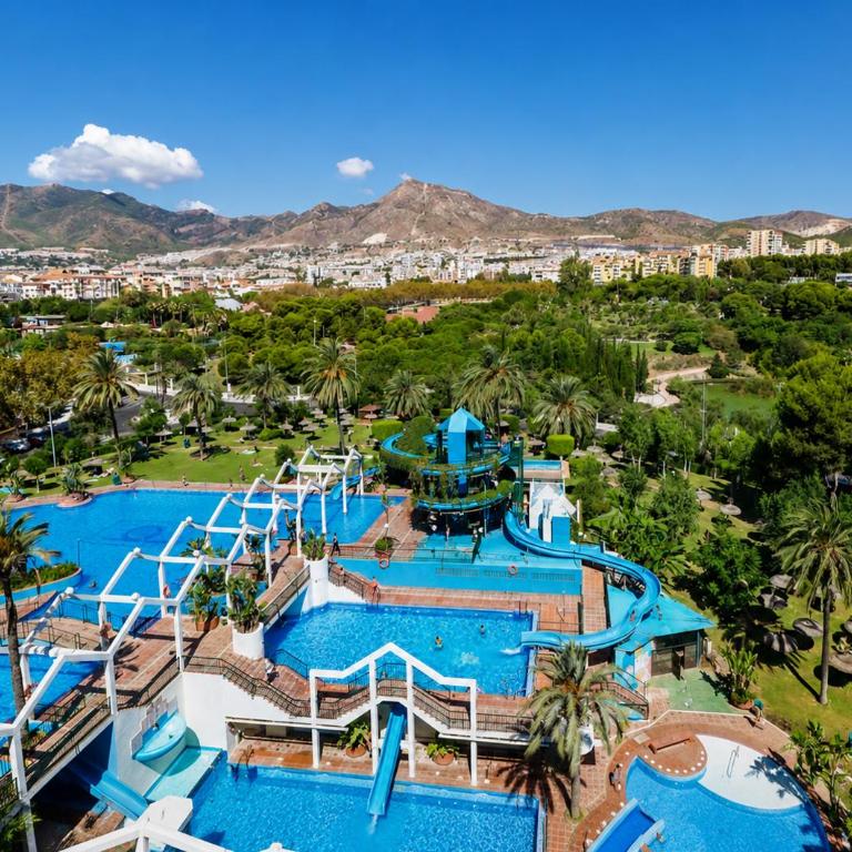 Suite Deluxe Benalbeach - Studio Lit King-Size Deluxe - 1