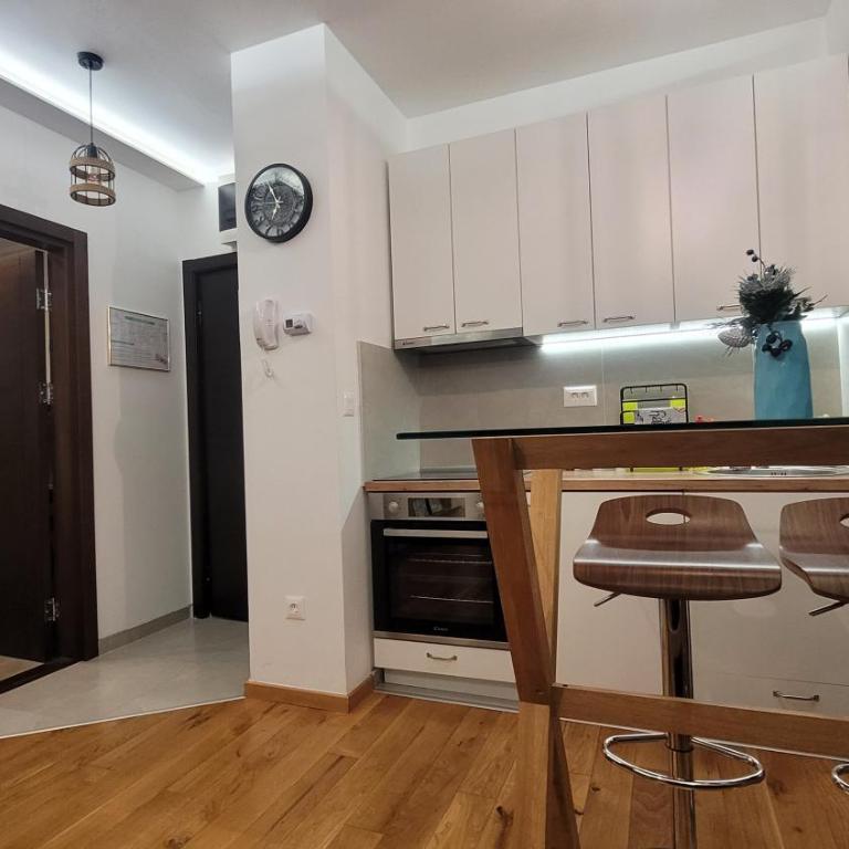 Apartman Lux 3 Titova Vila Sony Ps Gratis - Appartement 1 Chambre - 6