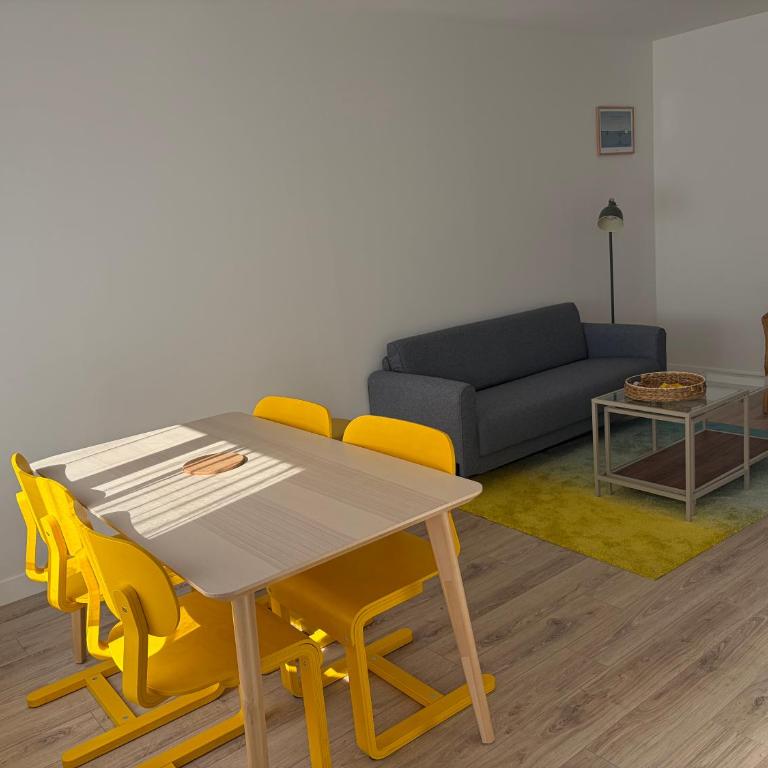 Appartement T2 - 103 - Hyper Centre - Intégralement rénové - Toutes commodités à pied - Appartement 2 Chambres - 1