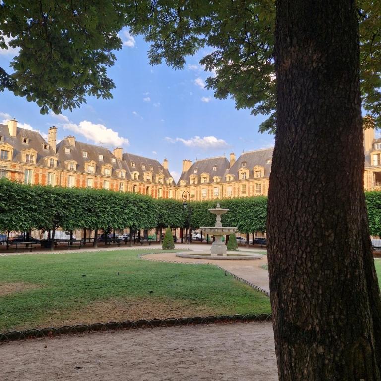 My Peaceful Haven in Center Paris Bastille by lift - One-Bedroom Apartment - 15