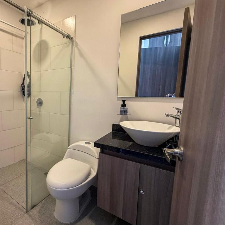 Pool with Ocean View and Steps Away from the Beach - One-Bedroom Apartment with Sea View and Balcony - 10