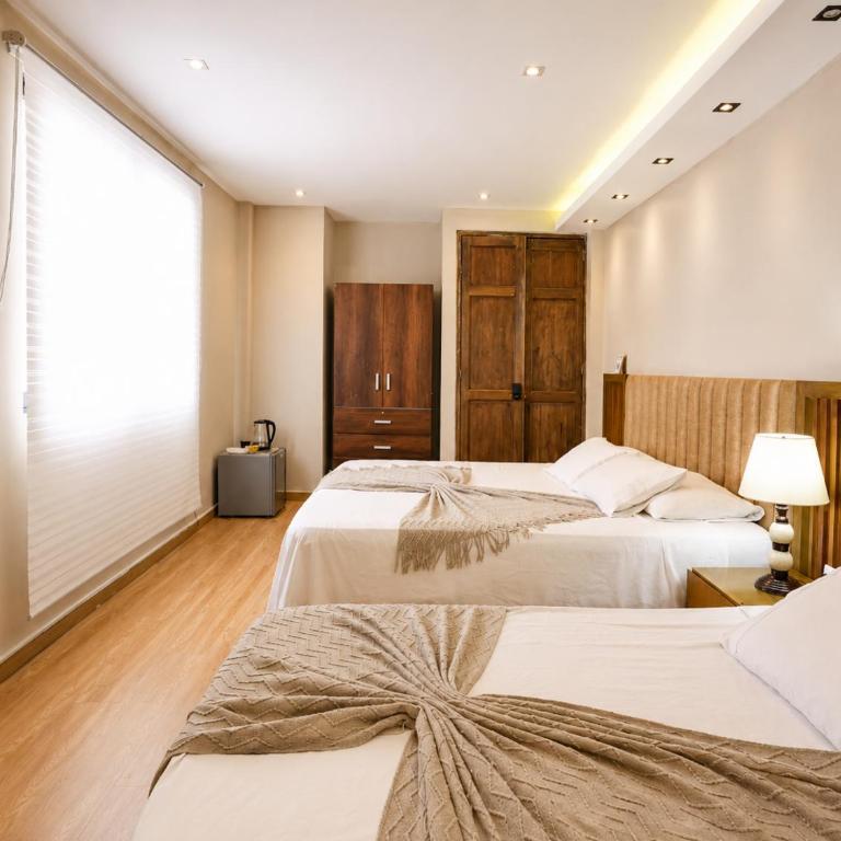 Recuerdos De Mi Tierra HOTEL Poblado Provenza Parque Lleras - Quadruple Room with Bath - 6