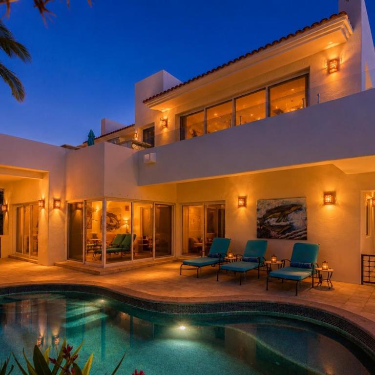 Saltwater Pool Private Villa with Ocean Views and Resort Access - Villa mit privatem Pool - 9