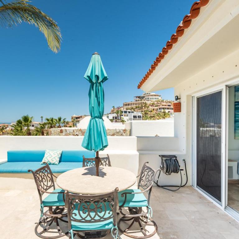Saltwater Pool Private Villa with Ocean Views and Resort Access - Villa mit privatem Pool - 42