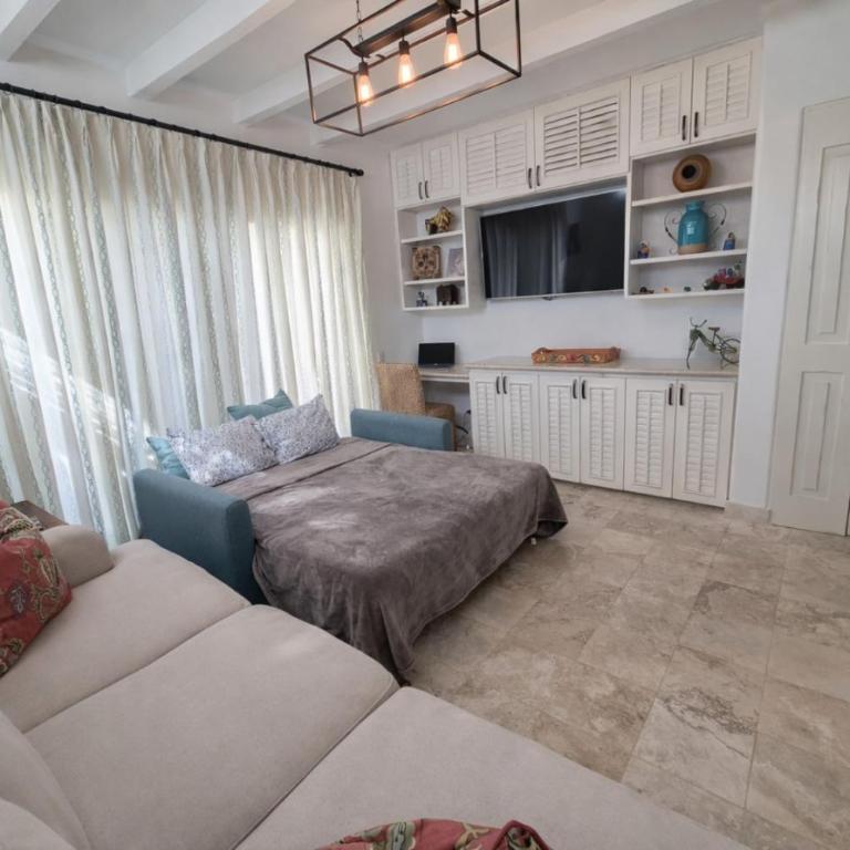 Saltwater Pool Private Villa with Ocean Views and Resort Access - Villa mit privatem Pool - 54