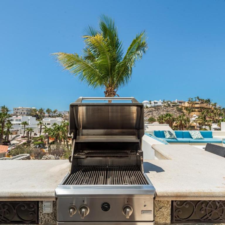 Saltwater Pool Private Villa with Ocean Views and Resort Access - Villa mit privatem Pool - 29