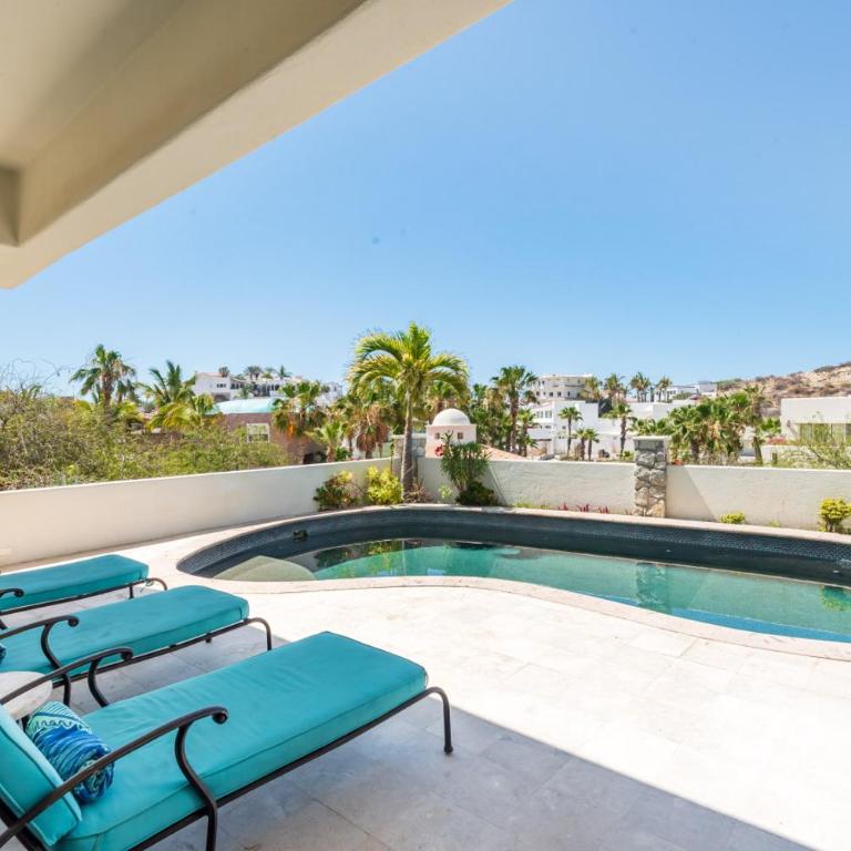 Saltwater Pool Private Villa with Ocean Views and Resort Access - Villa mit privatem Pool - 16