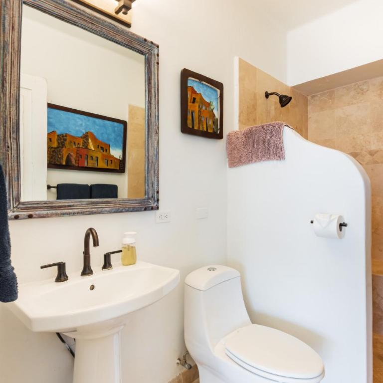 Saltwater Pool Private Villa with Ocean Views and Resort Access - Villa mit privatem Pool - 33