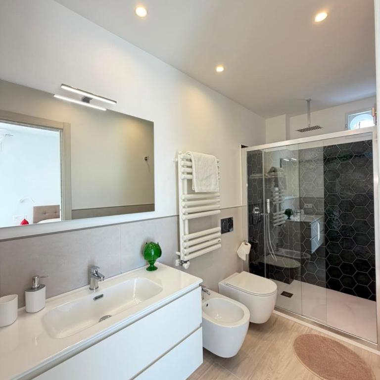 La camelia - Accogliente casa con giardino, aria condizionata, parcheggio gratuito, Wi-Fi - Casa con 2 Camere da Letto - 10