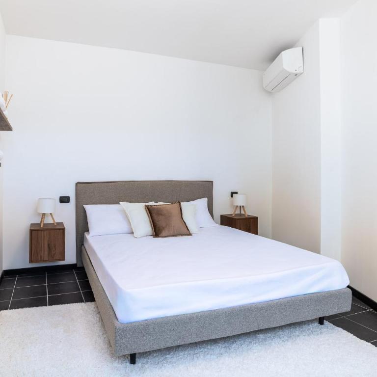 4 BD with SPA near center Private parking - Appartamento - 71