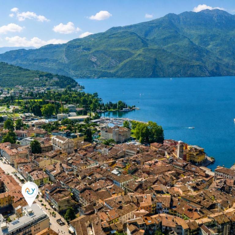 Casa Lucia in Riva Town - Happy Rentals - Appartamento con Balcone - 8