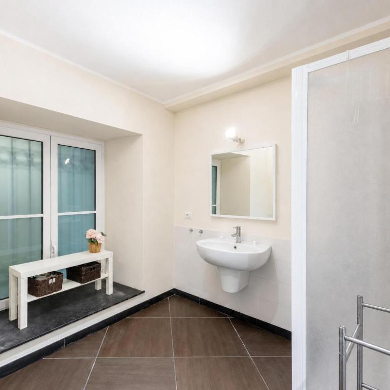 Beautiful Flat Next To Aquarium - Happy Rentals - Apartment with Balcony - 21